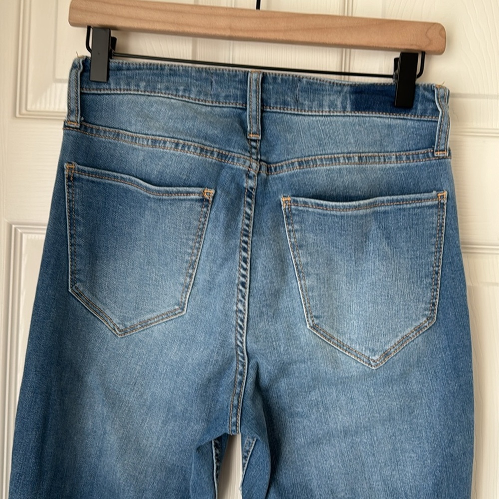 NWOT Hollister Women’s Jeans California High Rise Flare Soft Stretch size 9 - Picture 8 of 11